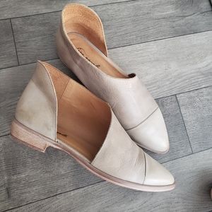 Free People Royale D'orsay Style Pointy Toe Flat